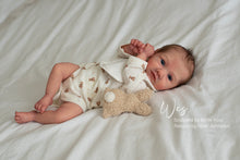 Load image into Gallery viewer, PROTOTYPE Wes Reborn by Nikki Johnston - Sculpted by Mitre Kooi