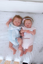 Load image into Gallery viewer, Lexi (Sold Out)