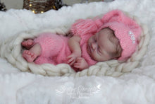 Load image into Gallery viewer, Isabella (Sold Out)