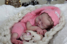 Load image into Gallery viewer, Isabella (Sold Out)