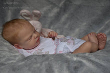 Load image into Gallery viewer, Kiara - (Sold Out)