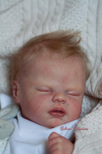 Load image into Gallery viewer, Kiara - (Sold Out)