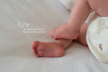 Load image into Gallery viewer, PROTOTYPE Wes Reborn by Nikki Johnston - Sculpted by Mitre Kooi